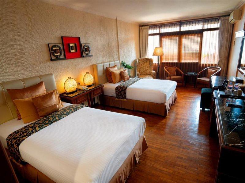 The Valley Resort Hotel Cimenyan Dış mekan fotoğraf